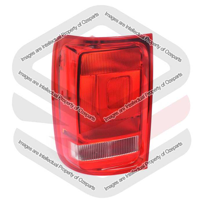 Tail Light AM    (No Fog Type) With Reverse Light (Clear Red)