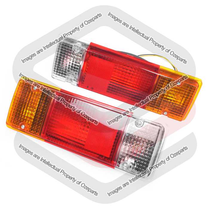 Tail Light AM (Tray Type 2) 300mm x 100mm (Round Plug) (SET LH+RH)