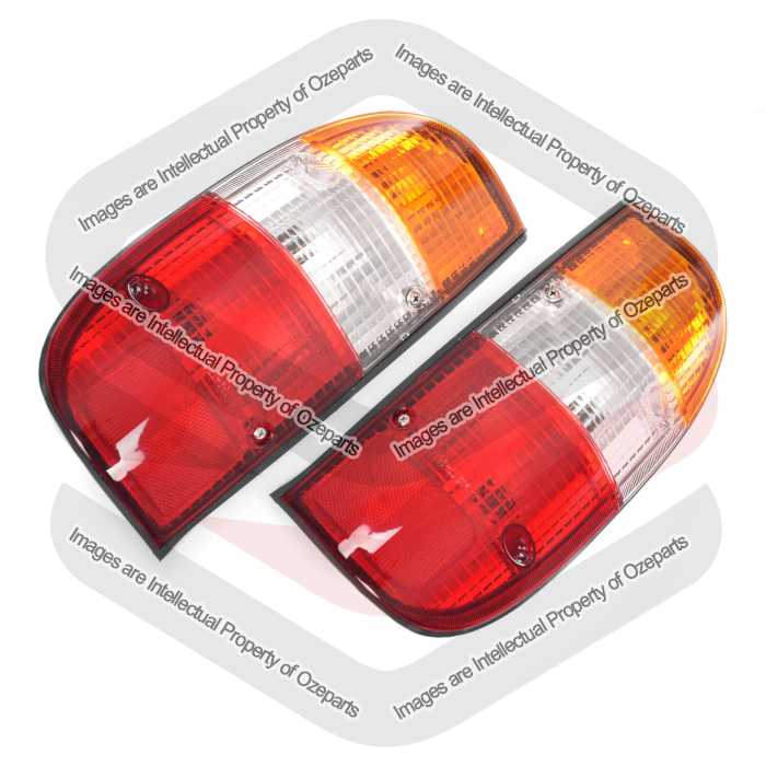 Tail Light AM (Amber, Clear, Red) (SET LH+RH)