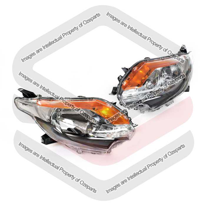 Head Light AM - Halogen (Black Lower Bezel) (Set LH+RH)