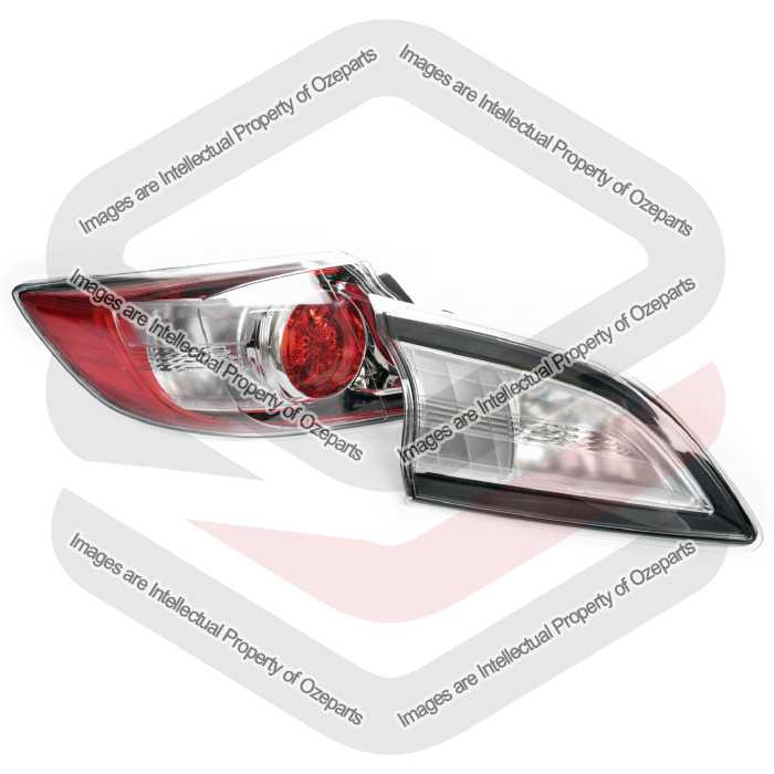 Tail Light + Rear Garnish AM Hatch (No LED) (SET 2)