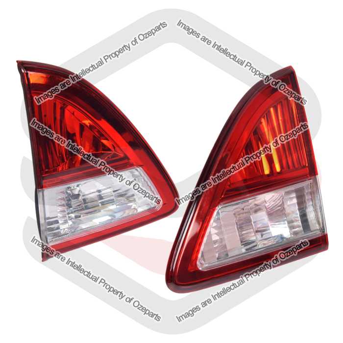 Rear Garnish AM (Non Tinted Edge) (SET LH+RH)
