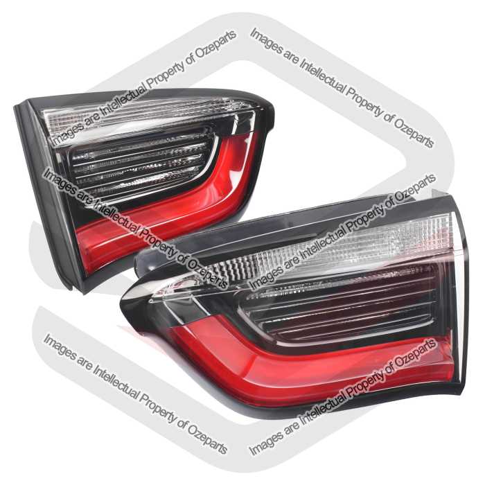 Rear Garnish AM (Single Reverse Section) (SET LH+RH)