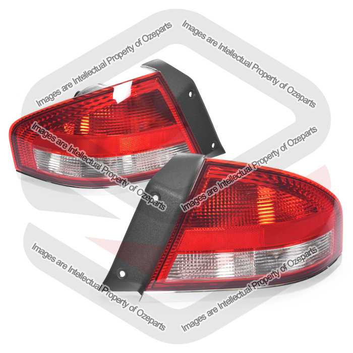 Tail Light AM Sedan (With Lower Chrome Mould) (Set LH+RH)