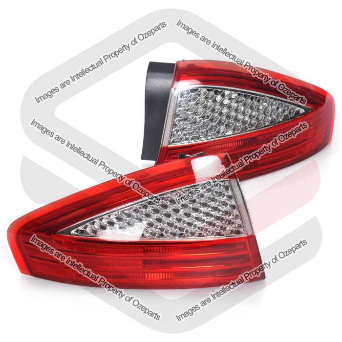 Tail Light AM (Hatch Only) (SET LH+RH)