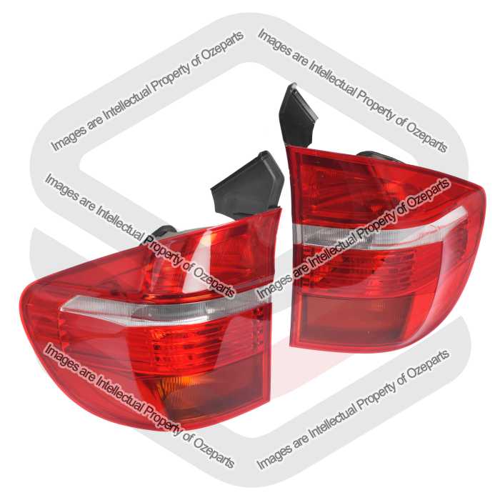 Tail Light AM (SET LH+RH)