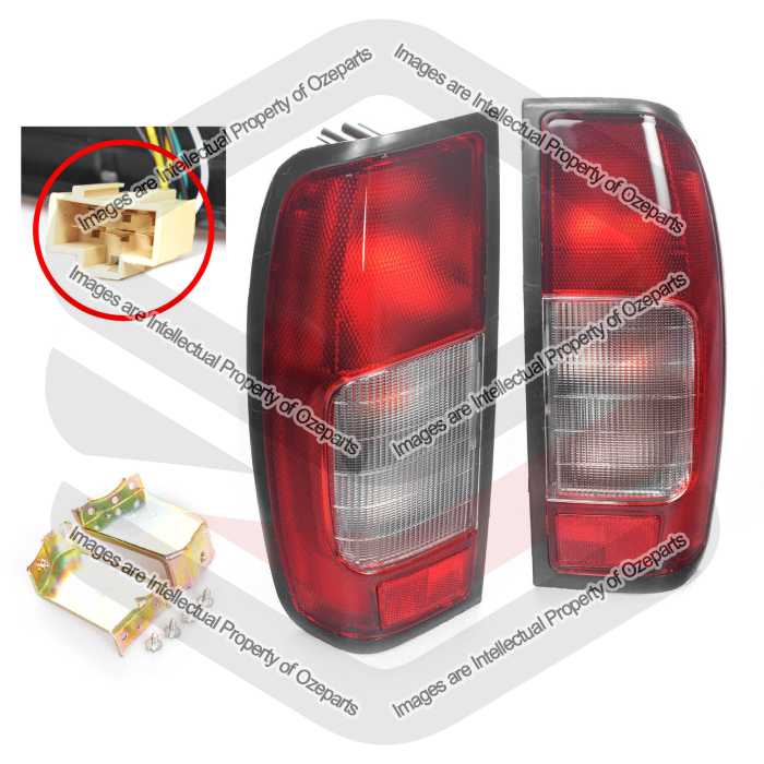 Tail Light AM (3 x 1.5cm Socket) - Without Hook Type (Set LH+RH)