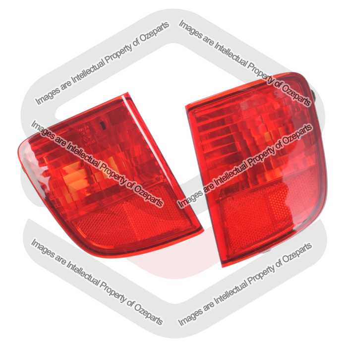 Bar Reflector Rear AM (Tailgate Type) (SET LH+RH)