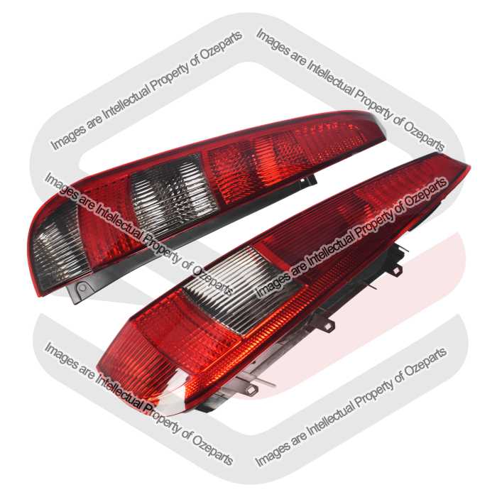 Tail Light AM (5 Door) (SET LH+RH)