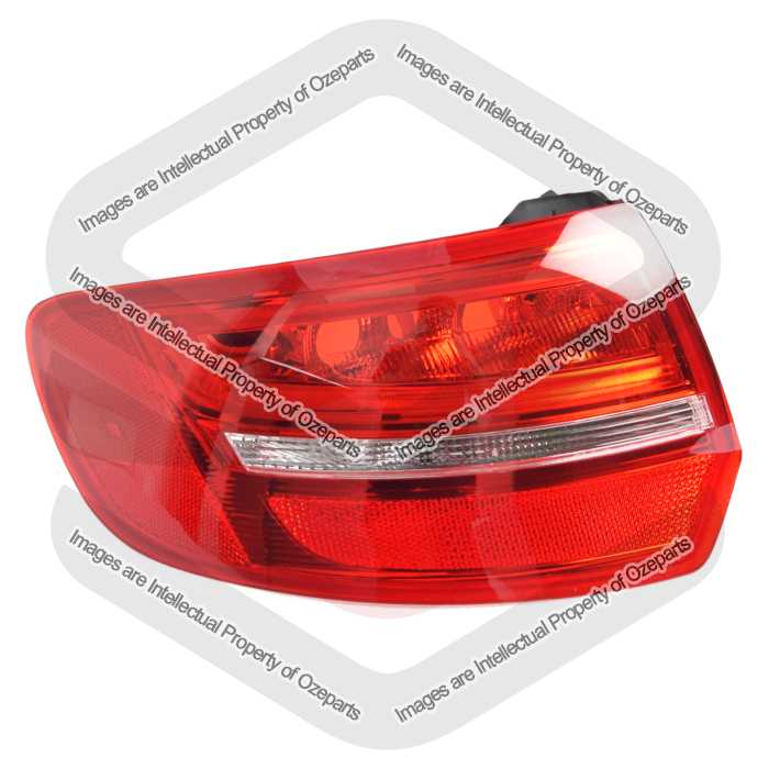 Tail Light AM (With LED) - 5 Door Hatch